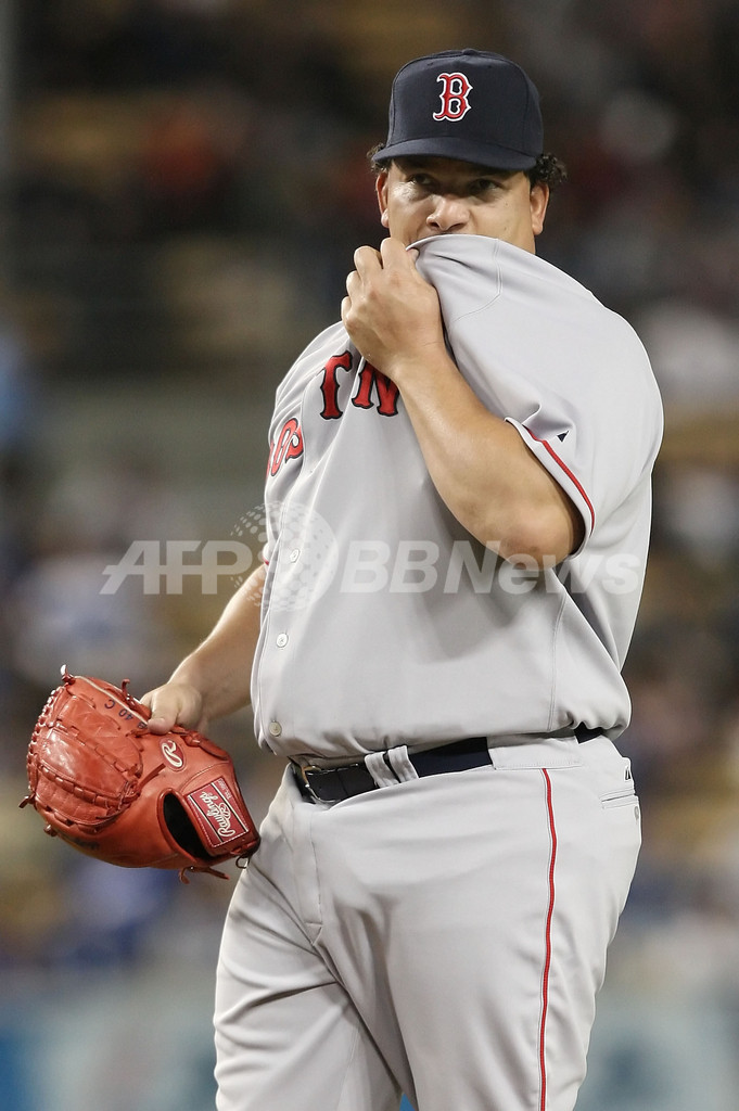 ドジャース レッドソックスを降す