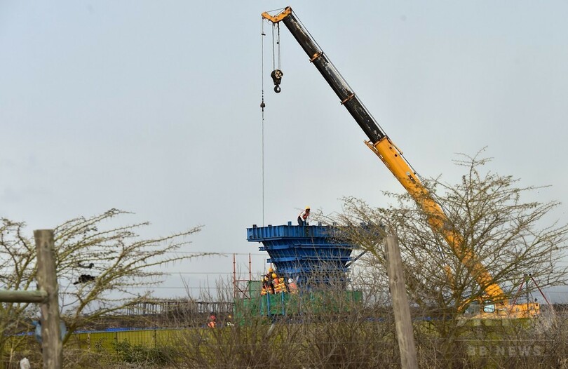 ケニア国立公園を横切る鉄道、中国資本の工事開始に批判