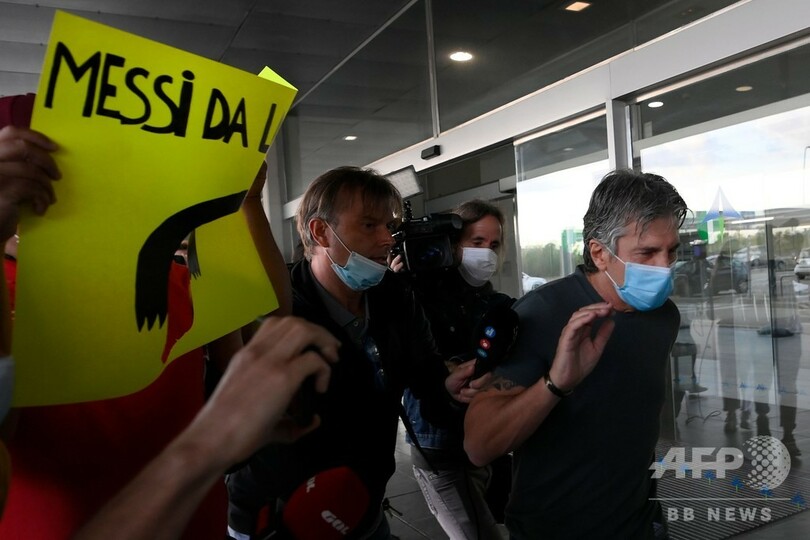 メッシのバルサ残留は「難しい」 父ホルヘ氏が見解