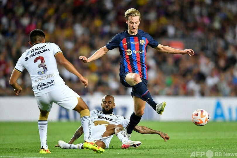 バルセロナがガンペール杯制す レワンドフスキに初ゴール