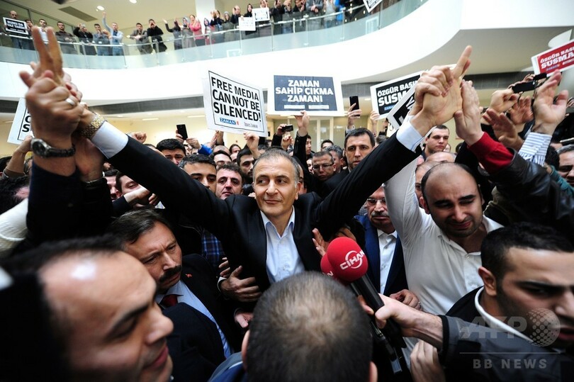 トルコ警察、反エルドアン派の編集長ら27人逮捕
