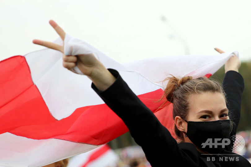 英・カナダ、ベラルーシ大統領に制裁