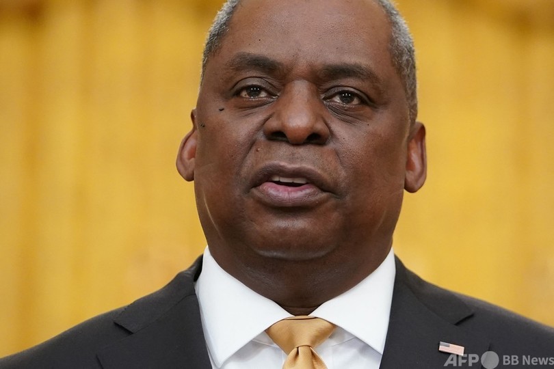 米国防長官、アフガンを予告なしに訪問 米軍撤退の期限控え