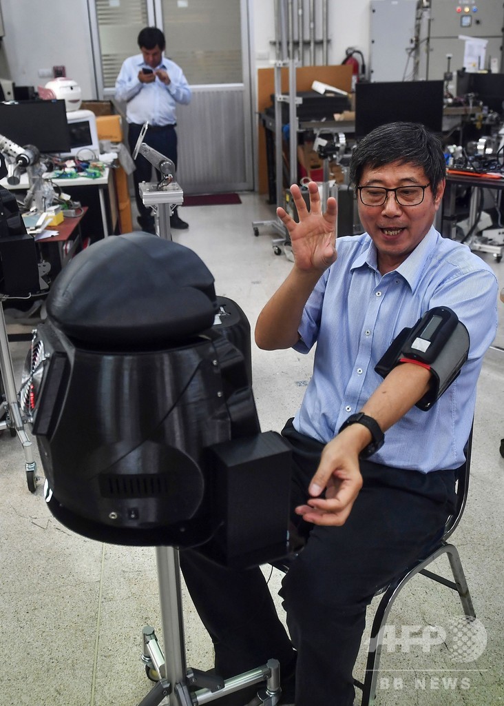 新型コロナとの闘いに「忍者ロボット」参上、タイ病院で活躍