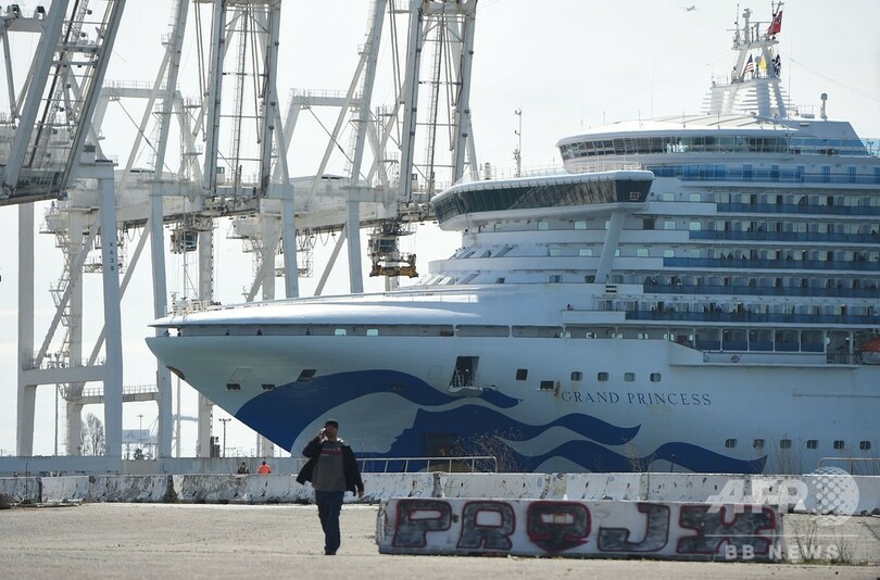 クルーズ船は病院船に転用可能、トランプ氏 新型コロナ