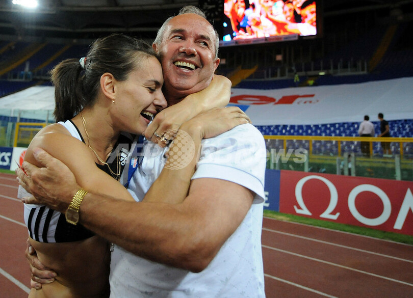 イシンバエワ 自身が持つ世界記録を更新