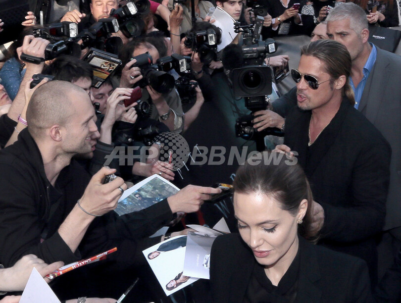 アンジー＆ブラピ、ロンドンに続きパリの上映会にも