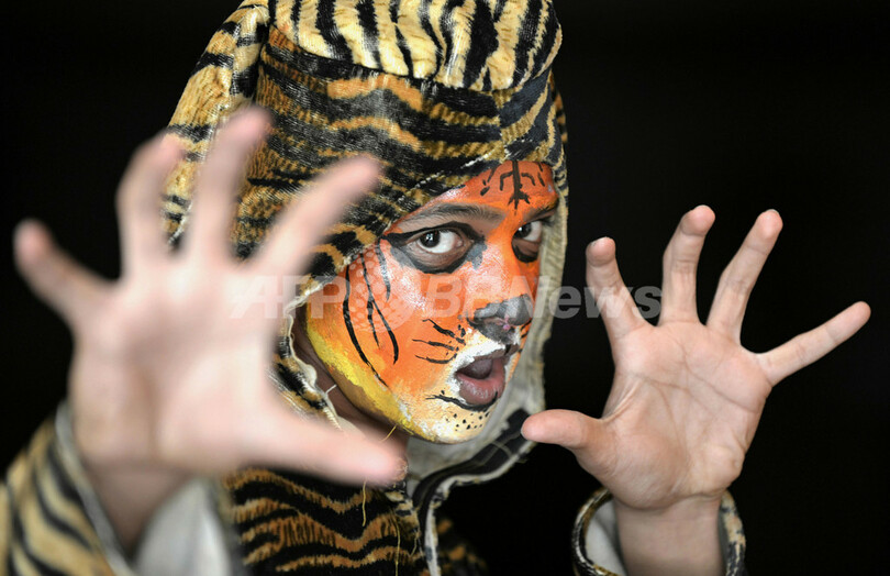 トラ保護訴える子ども向けイベント、インドで開催