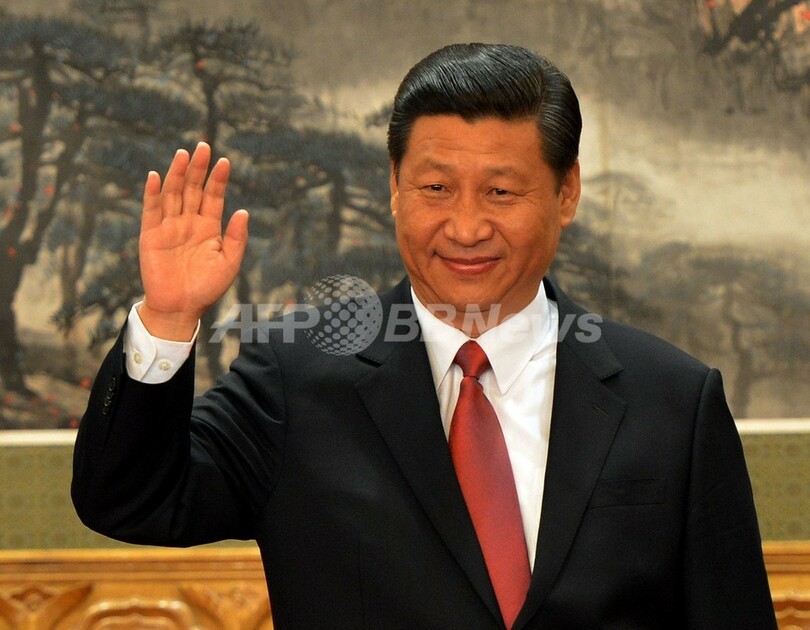 習近平氏、中国共産党総書記に選出