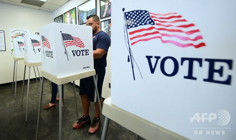 米中間選挙目前、ロシアの偽ニュース拡散に当局警戒 FBはアカウント115件閉鎖