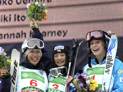 上村愛子 デュアルモーグルを制し2冠達成、フリースタイル世界選手権