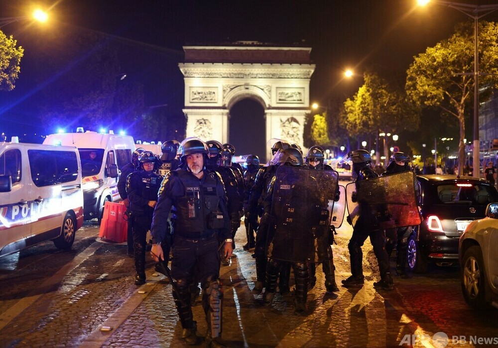 新たな拘束者719人に 仏抗議デモ 写真4枚 国際ニュース:AFPBB News
