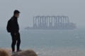 台湾に近い中国・平潭島沖の台湾海峡を航行する船舶（2023年4月8日撮影）。(c)GREG BAKER / AFP
