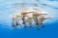 スペイン・バルセロナ（Barcelona）で開催されている第15回世界水泳選手権（15th FINA World Championships）。水中カメラで撮影されたシンクロナイズドスイミング・チームの演技の様子。

チームフリールーティン（FR）決勝で演技するフランスの選手（2013年7月26日撮影）。(c)AFP/FRANCOIS XAVIER MARIT