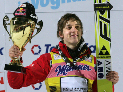 シュリーレンツァウアーが6連勝、ジャンプW杯