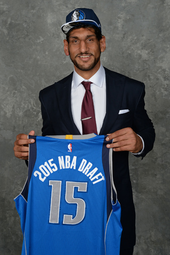 インド人選手が史上初めて指名される、NBAドラフト