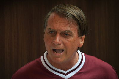 ブラジル大統領、オミクロン株軽視 集団免疫擁護 