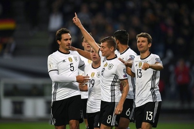 ドイツがミュラーの2得点などでチェコに快勝、W杯欧州予選
