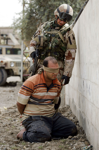 米国人が反政府勢力と接触、米大使が認める - イラク