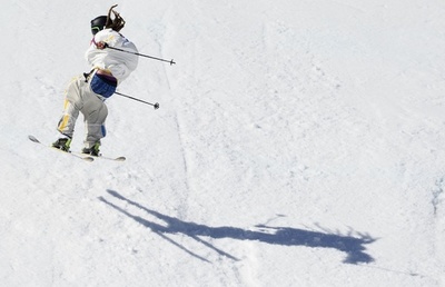 スロープスタイル、スキーパンツ下がりメダル逃す？ソチ五輪