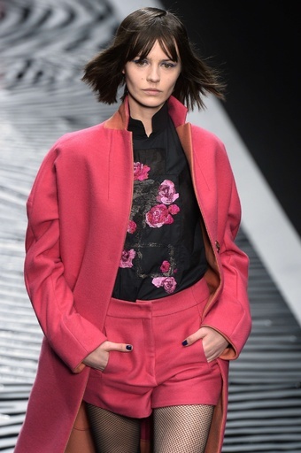 ＜14/15年秋冬パリコレクション＞シャッツィ・チェン