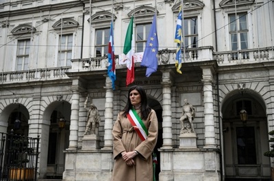 イタリア、悲劇の3月終え黙とう ウイルスで戦後最多の死者