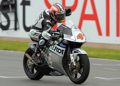 青山 250ccクラスでシーズン3勝目、英国GP