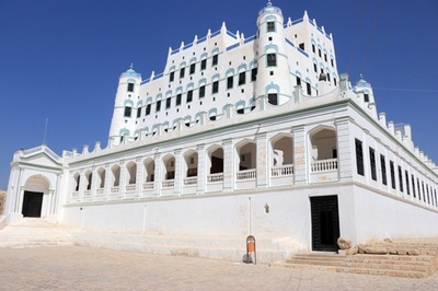 「土のれんがの宮殿」に倒壊の恐れ、文化財壊滅危機のイエメン