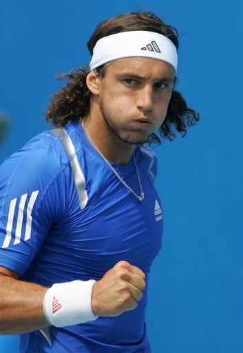 モナコ ディリックとの接戦を制し3回戦へ