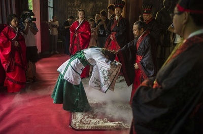 「中国のホグワーツ」で卒業式、その様式は?