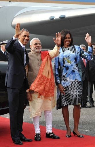 オバマ夫人に手織りサリー100着進呈、印訪問で地元業者が計画