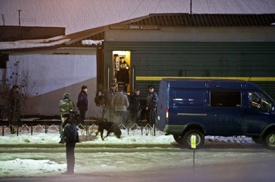 露、グリーンピース活動家をサンクトペテルブルクに移送