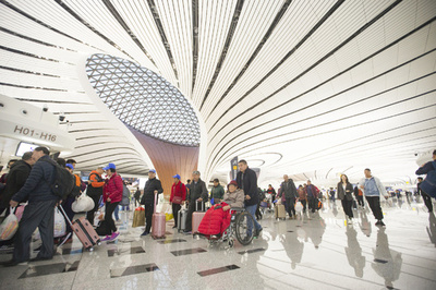 中国の出入国者3.8％増の6.7億人、審査改善やビザ免除の効果で 19年