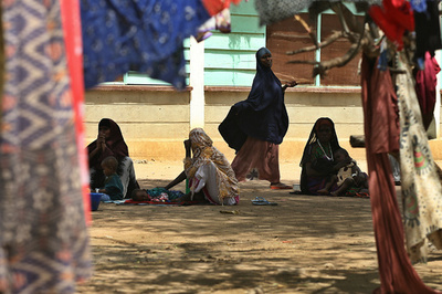 「ヒジャブ禁止は差別」ソマリア難民の主張、裁判で認められず チェコ