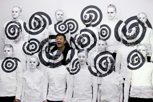 パリでも 透明人間アート 中国の劉勃麟氏ら 写真9枚 ファッション ニュースならmode Press Powered By Afpbb News