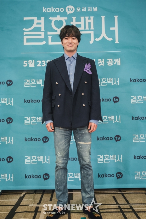 イ・ジヌク　/　写真提供＝KakaoTV