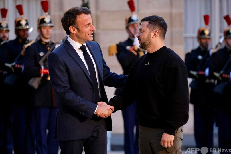 仏、ウクライナに軽戦車を追加供与 独は4000億円の支援約束