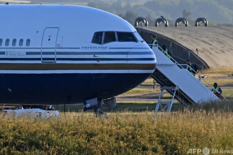 英で人権条約破棄求める声 ルワンダへの難民移送差し止めで