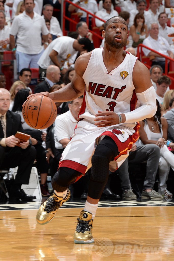 ジェームズに続きウェイドも、ヒートとの契約破棄しFAへ