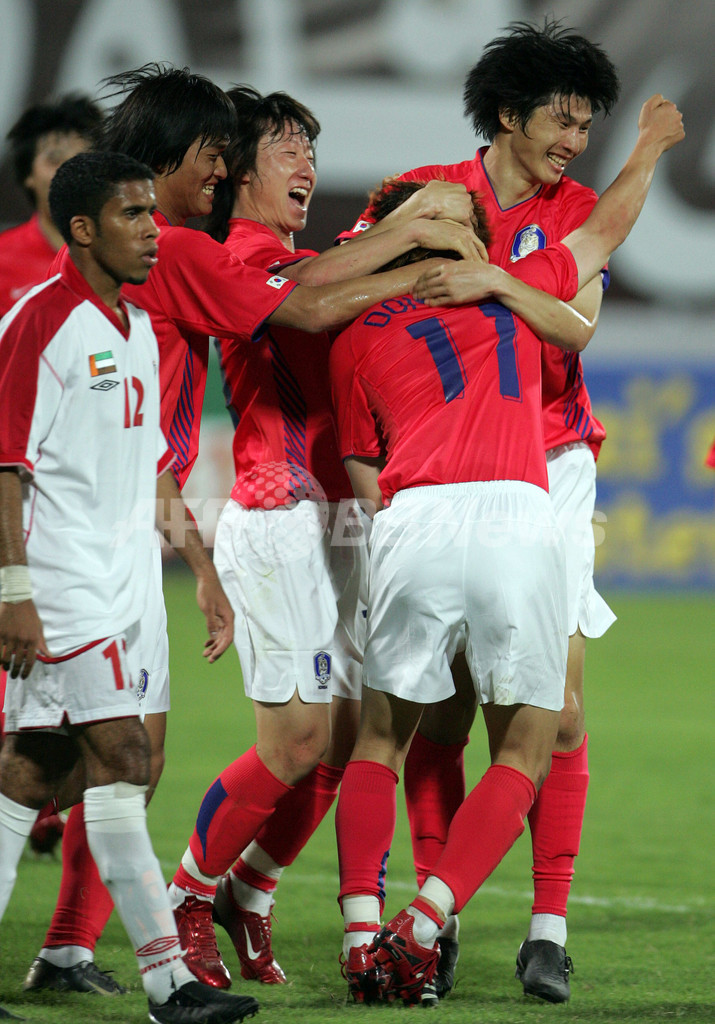 サッカー 北京五輪アジア2次予選 韓国 Uaeに快勝しグループリーグ2連勝 Uae 写真4枚 国際ニュース Afpbb News