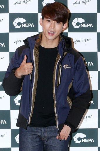 2PM テギョン　サイン付き生写真　当選品 Amazon.co.jp: テギョン直筆サイン入り2Lサイズ写真 Ok Taecyeon