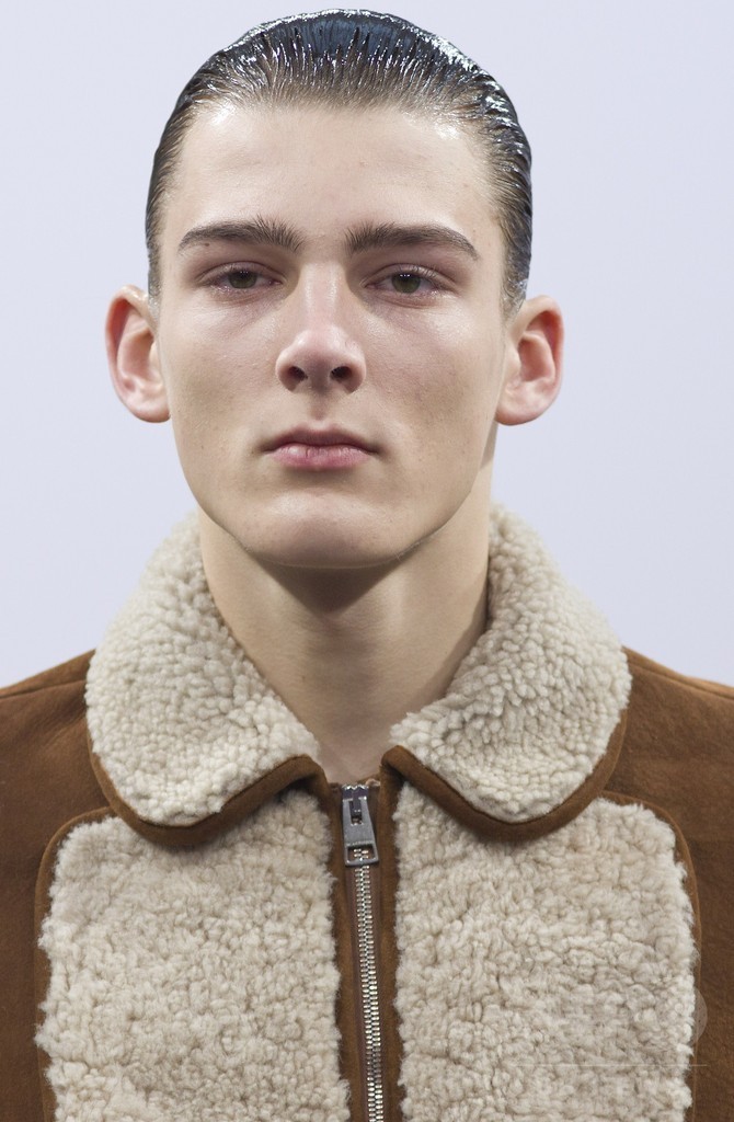 50～80年代の要素をミックス、「J.W.アンダーソン」15/16年秋冬メンズ