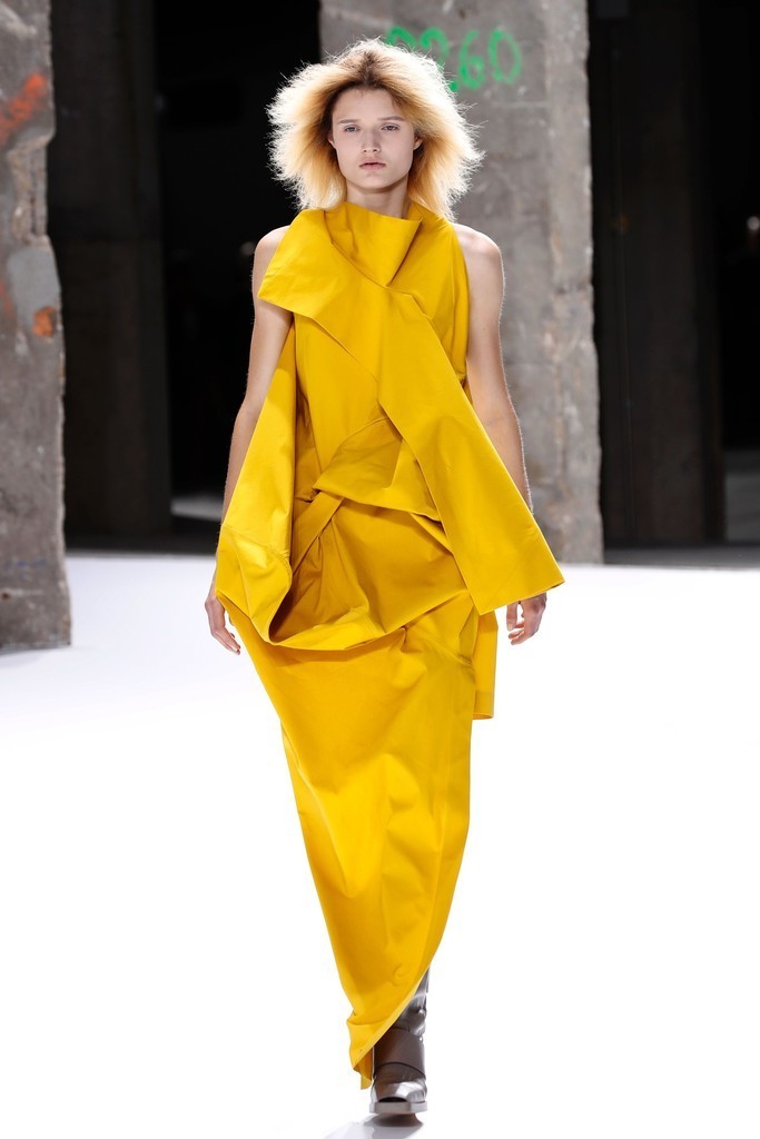 「リック・オウエンス」17年春夏