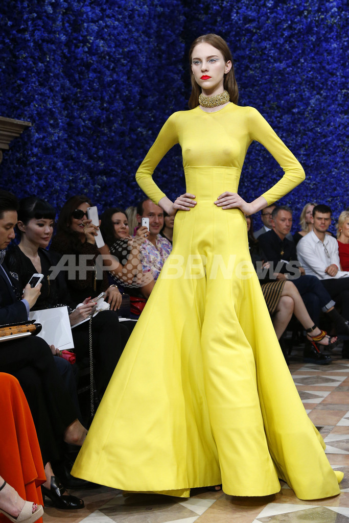 ＜12/13年秋冬パリ・オートクチュール＞ラフ・シモンズによる新生「ディオール」をチェック