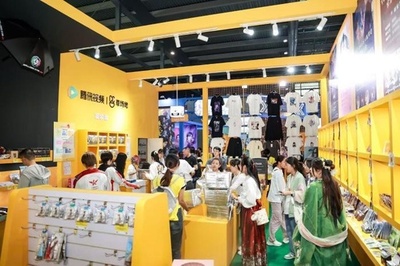 若者が「国産アニメの街」無錫へ　アニメ展で観光と文化を融合