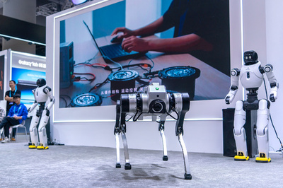 AIロボットが工場の「正社員」に 中国製造業で進む常態化と雇用の行方