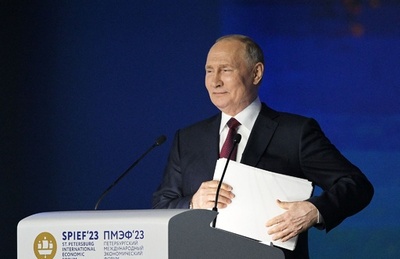 プーチン氏「ウクライナ軍に勝ち目なし」