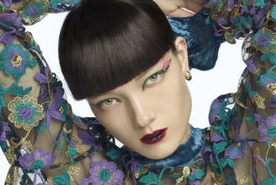 絵の具のように自由に楽しむ、「プレイリスト」フェイス用マルチカラー