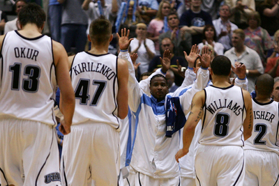 ＜06-07NBA プレーオフ＞ジャズ ウォリアーズを降し9季ぶりのカンファレンス決勝へ - 米国