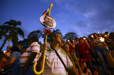 入院中のチャベス大統領、 病室で副大統領と議論